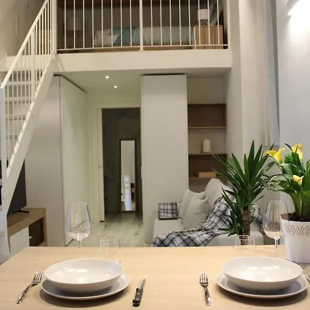 Casa Magda In Palazzo Diaz-quiet Centrally Located *