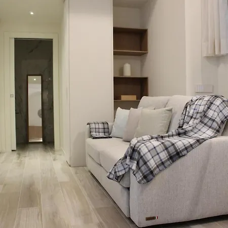 Casa Magda In Palazzo Diaz-quiet Centrally Located